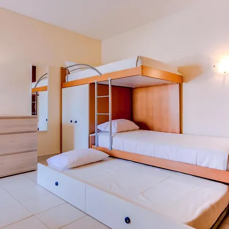 Appartement Al - Terrace Pool Marina